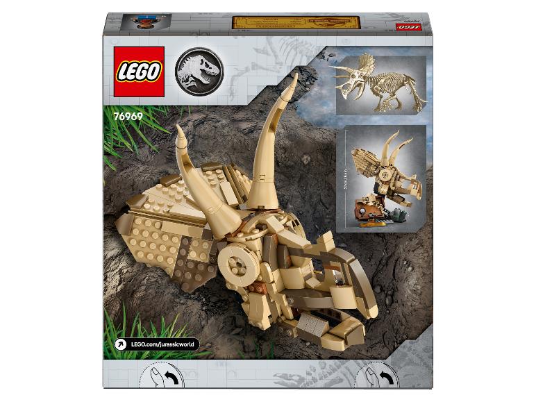 Krabice LEGO Jurassic World s cihlovou lebkou Triceratopse a kostrou dinosaura.
