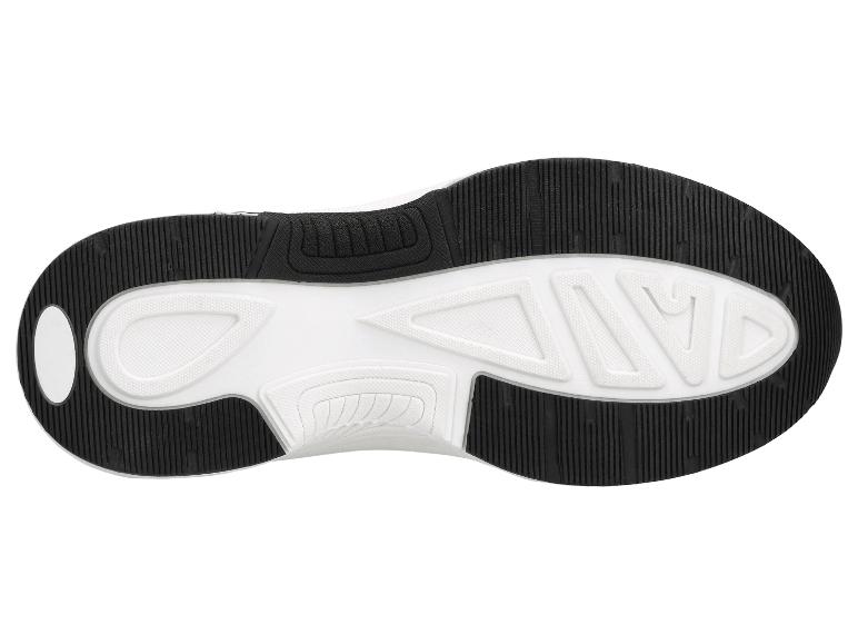 Černobílá podrážka sportovní boty s trakčním vzorem