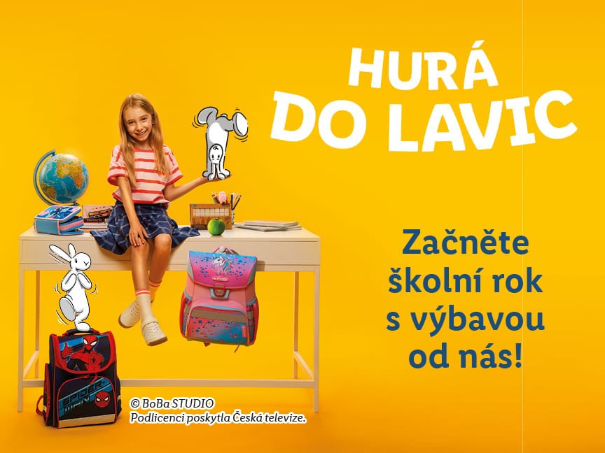 Dětské školní batohy Spider-Man a Unicorn, další školní potřeby a veselá dívka.
