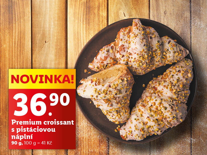 Nové pistáciové croissanty za 36,90 Kč.
