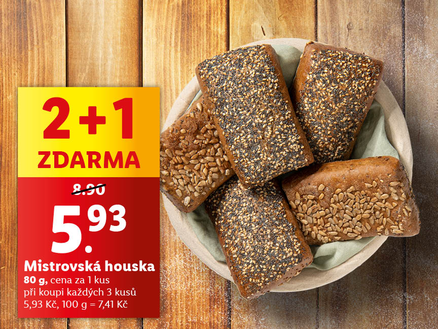 Akce 2+1 zdarma na mistrovské housky s různými semínky.